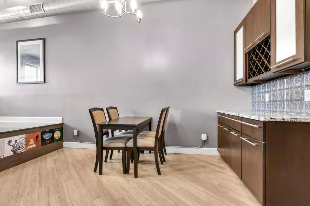 Lovely 2-Bedroom Unit In Springfriend سبرينجفيلد المظهر الخارجي الصورة